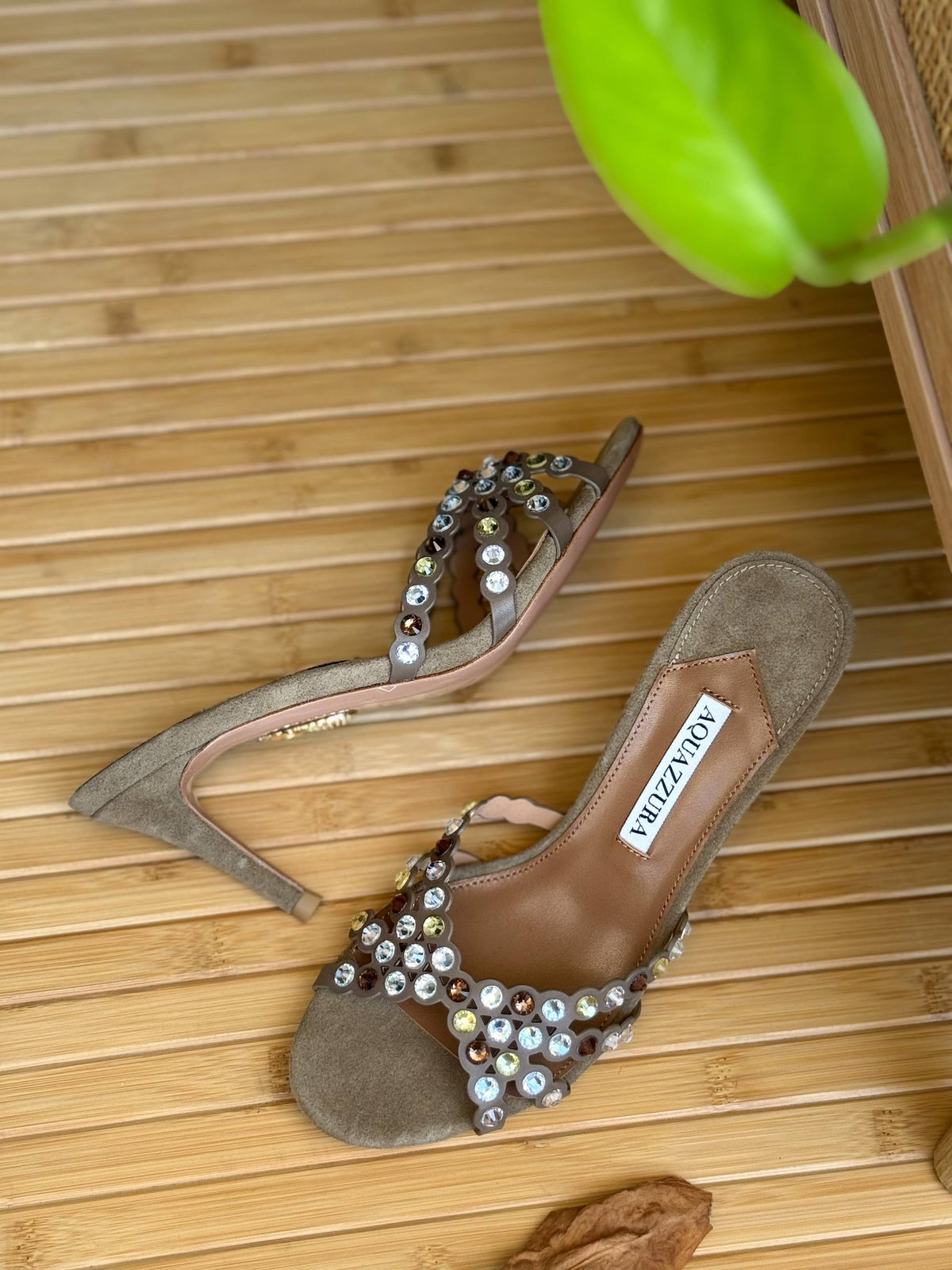 Aquazzura

Size 36 too 42

480 dhs🇦🇪🇦🇪

Zain303
♥️♥️♥️