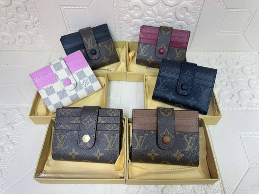 Wallets 
with box
🎁🎁🎁

30 dhs🪙
Limit Stock

Zain38
♥️♥️♥️