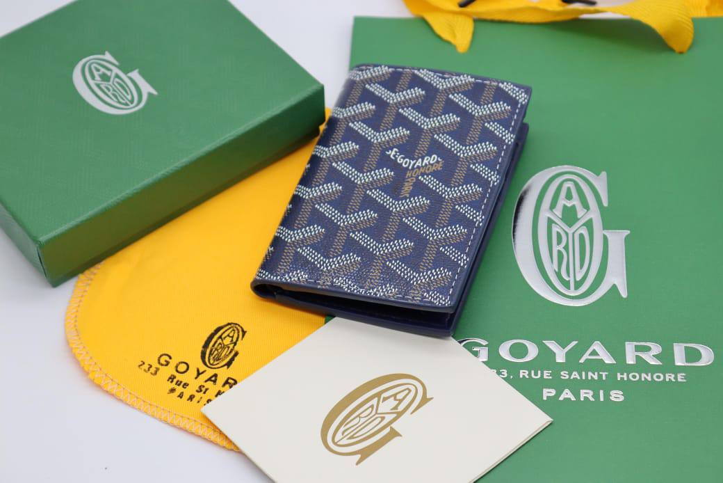 Goyard wallet 
55 dhs❣️

With box and paper bag
🎁🎁🎁

Zain33
♥️♥️♥️