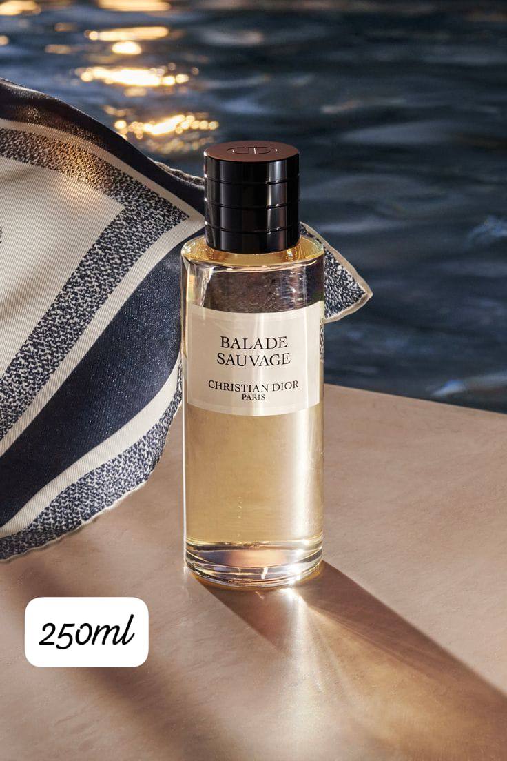 Dior Master
70 dhs❣️
250 ML

Zain54
♥️♥️♥️