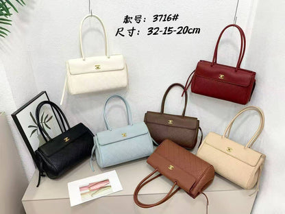 Chanel

115 dhs🇦🇪🇦🇪

Zain143
♥️♥️♥️