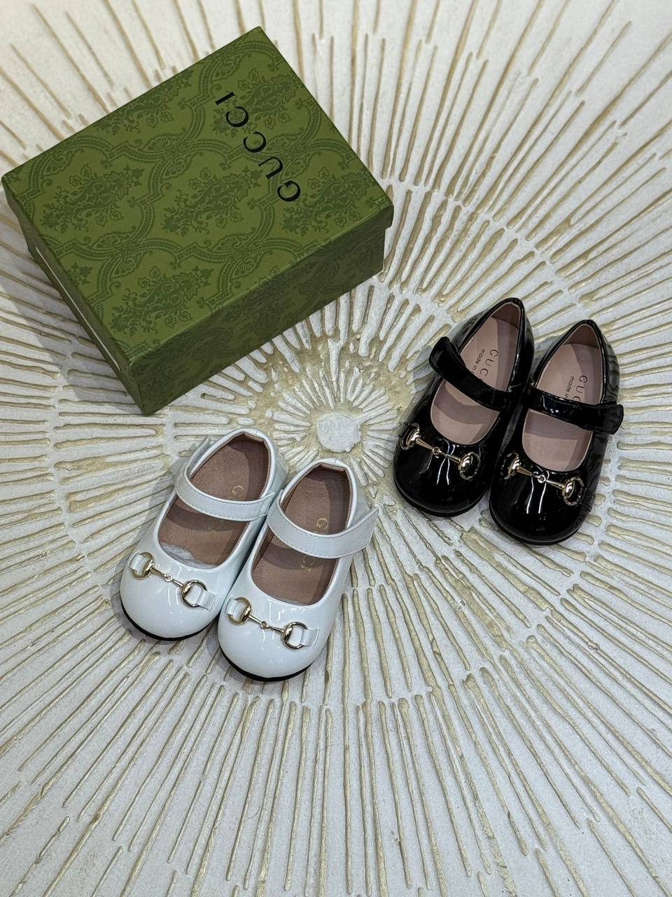 D&G
 Super master quality 😍
Size:21to28
230 dhs🌺

Zain261
♥️♥️♥️