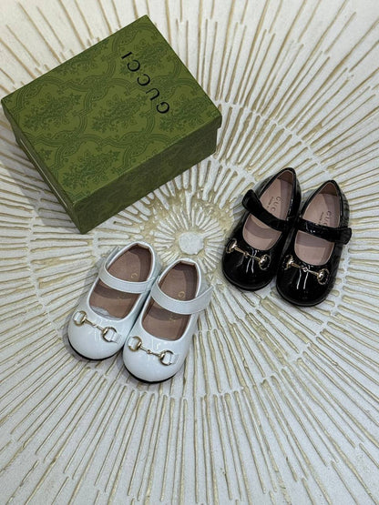 D&G
 Super master quality 😍
Size:21to28
230 dhs🌺

Zain261
♥️♥️♥️