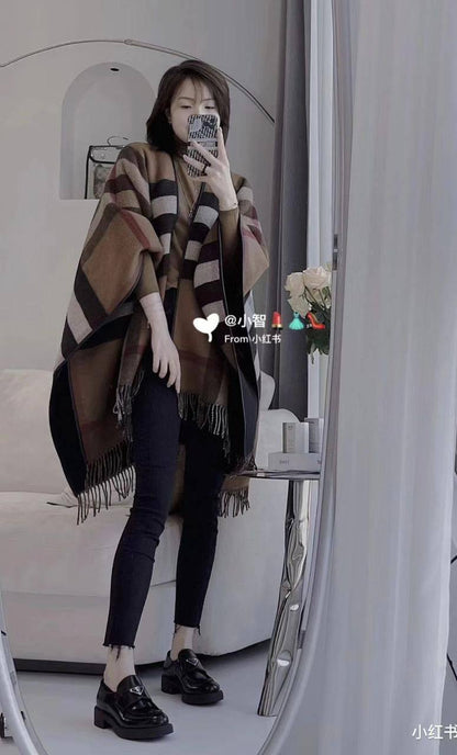 For winter big scarf 🛍️🧚‍♀️🧚‍♀️
Free size 
160 dhs
Master Good pualiit

Zain231
♥️♥️♥️
