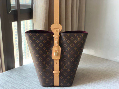 NEW COLLECTION 
GUCCI
Premium quality 
WITH ORIGINAL 
PACKAGING

For Price 👇 WhatsApp✅
0568585901 
0507557372
0552275751 Owner Zain 👌

Zain320
♥️♥️♥️
