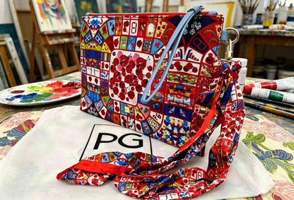 Introduction of PG(Purificación García)📌
 85 dhs✅

Full brand name: Purificación García, abbreviated as PG, a Spanish light-luxury designer handbag brand founded in Madrid, Spain, a time-honored European brand focusing on art accessories.

Zain07
♥️♥️♥️