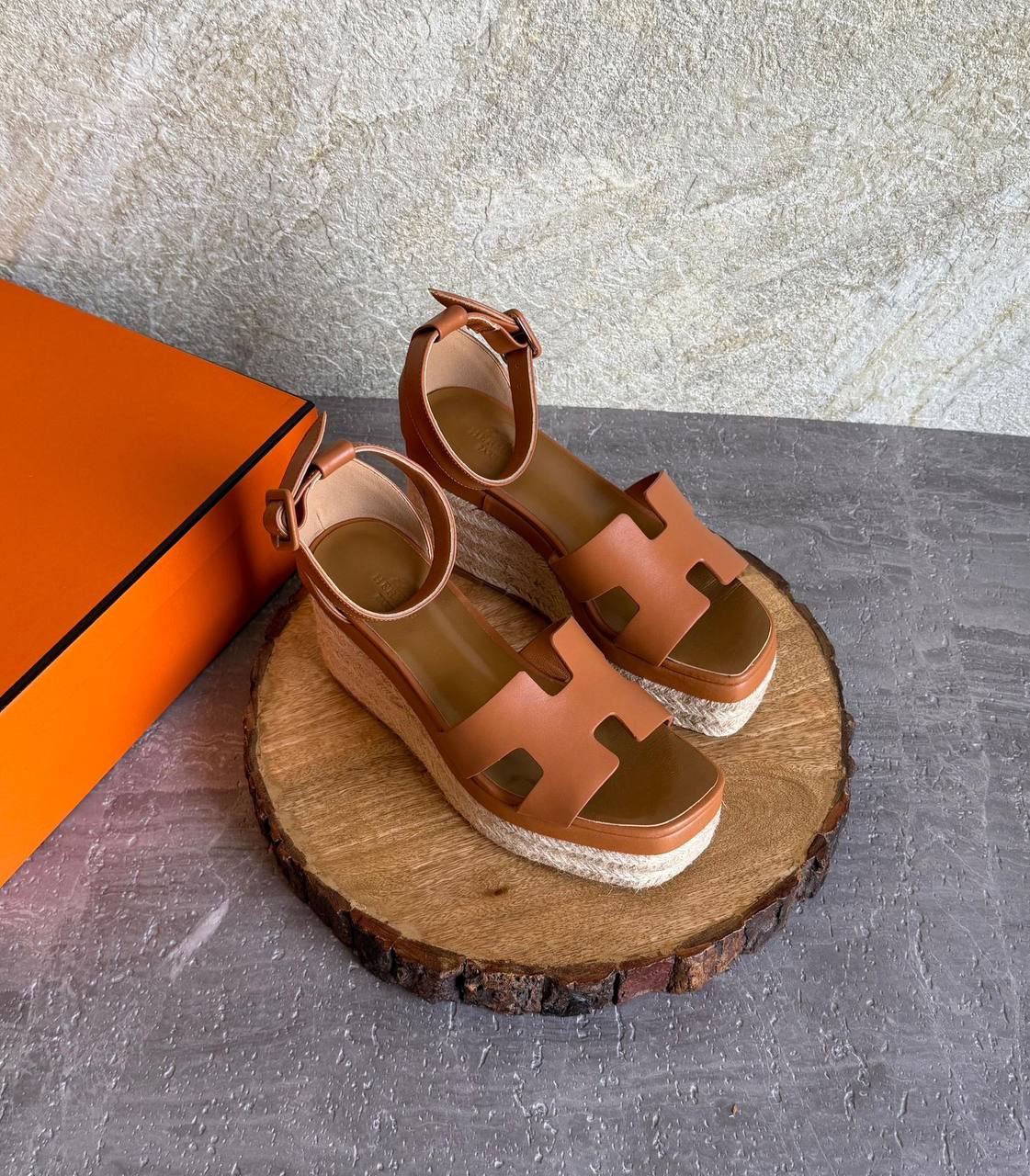 Hermes
SuperMaster Quality 💯
490 dhs✅
Size: 36-41💥

Zain171
♥️♥️♥️