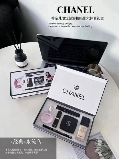 Chanel Box
New come 
6in 1
45 dhs🪙🌹

Zain17
♥️♥️♥️