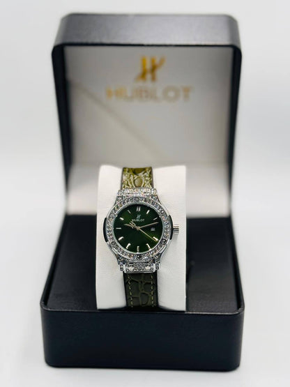 Hublot ladies
*New Arrival*🔥
70 dhs🪙🌨️

Zain08
♥️♥️♥️