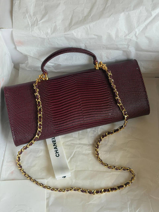 Chanel
 𝐂𝐥𝐮𝐭𝐜𝐡 𝐰𝐢𝐭𝐡 𝐓𝐨𝐩 𝐇𝐚𝐧𝐝𝐥𝐞 𝐢𝐧 𝐥𝐢𝐳𝐚𝐫𝐝-𝐞𝐦𝐛𝐨𝐬𝐬𝐞𝐝 𝐜𝐚𝐥𝐟𝐬𝐤𝐢𝐧 
1150 dhs💛

ETAG4
♥️♥️♥️