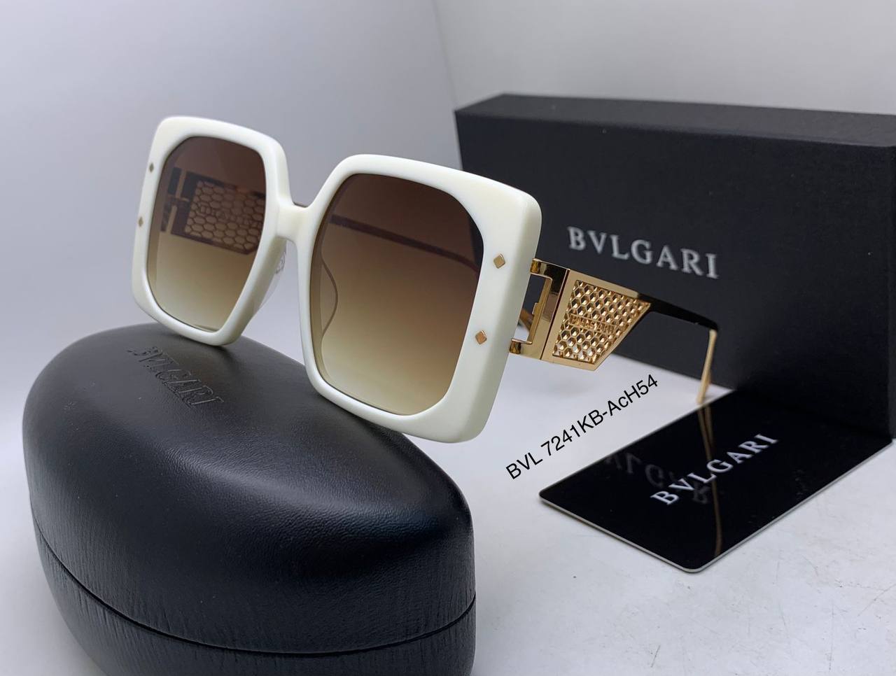 Bvlgari
master quality 
180 dhs✅

Zain126
♥️♥️♥️