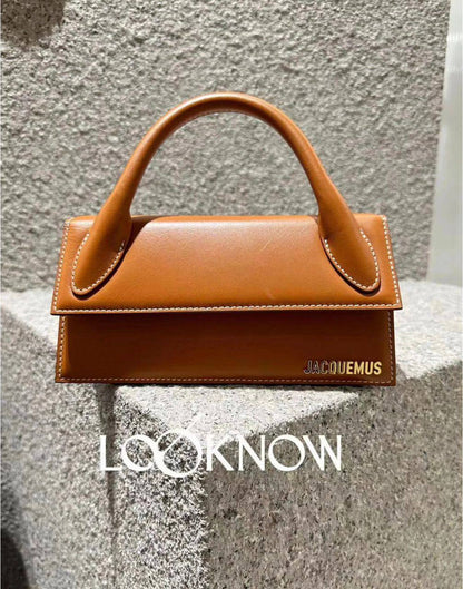 Jacquemus - LV
90 dhs🪙💕

Good quality 

with box
🎁🎁🎁

Zain35
♥️♥️♥️