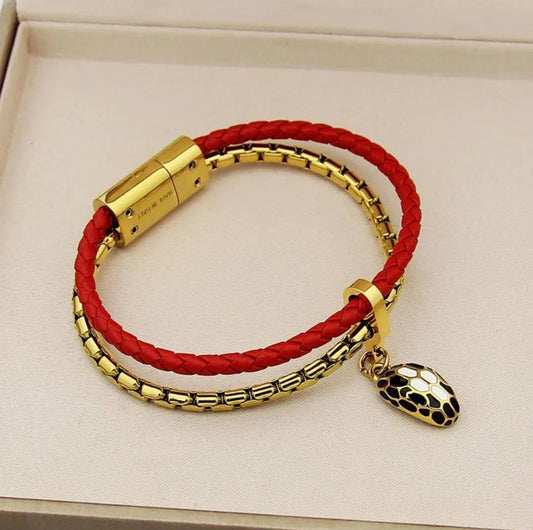 65 DHS❣️
 BVLGARI 

Unsex BRACELET

WITH BOX AND PAPER BAG
🎁🎁🎁

Zain89
♥️♥️♥️