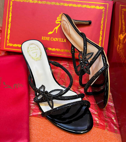 RENE CAOVILLA  
MASTER QUALITY 😍
SIZE 36-41  
230 dhs✅

Zain88
♥️♥️♥️