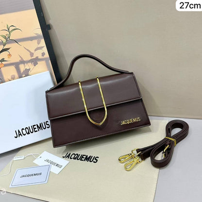💖 Jacquemus
1️⃣ First quality +🎁
Size : 24  * 15 cm
110 dhs🇦🇪🇦🇪
with box 🎁

Zain115
♥️♥️♥️