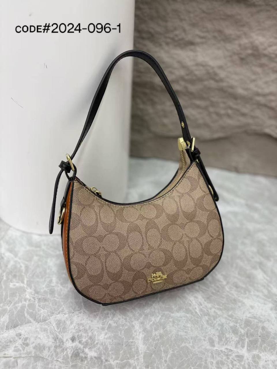 Coach ᴋʟᴇᴏ ʜᴏʙᴏ
CHERRY DESIGN
sʜᴏᴜʟᴅᴇʀ ʙᴀɢ
ᴡɪᴛʜ ʟᴏɴɢ ʙᴇʟᴛ sᴛʀᴀᴘ
ɢᴏʟᴅ ʜᴀʀᴅᴡᴀʀᴇ
sɪᴢᴇ : 22 cm

70 dhs🪙💕

Zain31
♥️♥️♥️