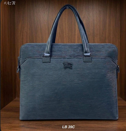 Laptop Bags
130 dhs✅

Zain182
♥️♥️♥️