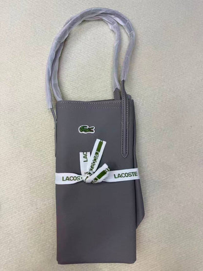 Lacoste
50 dhs🇦🇪🇦🇪

Zain04
♥️♥️♥️