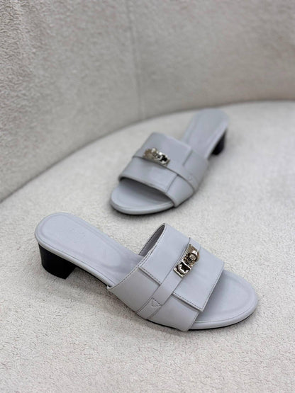 Hermes 
110 dhs✅
Size 36-42

Zain55
♥️♥️♥️