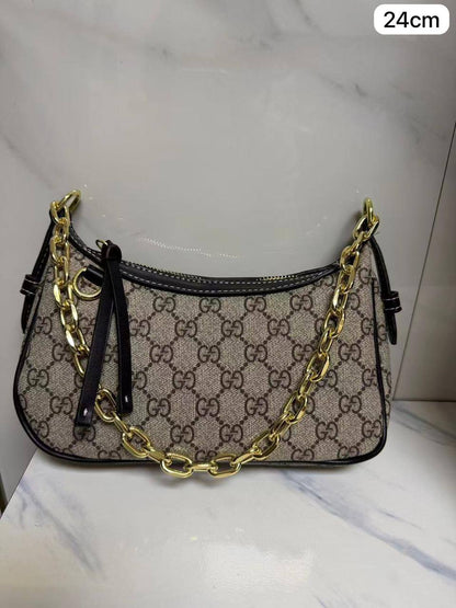 🌟 Gucci Emblem
1⃣️ First quality +🎁
Size : 24 * 16  cm
90 dhs❤️
with box🎁

Zain115
♥️♥️♥️