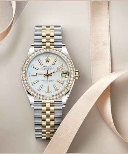 Rolex For Ladies 
Automatic 
Good Quality  31mm 
230 dhs❤️

Zain59
♥️♥️♥️