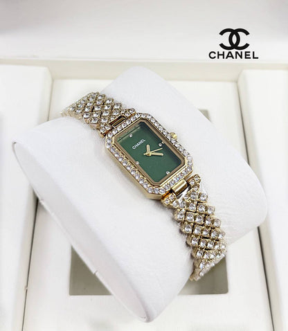 Chanel
*Ladies*
55 dhs💓

Zain29
♥️♥️♥️