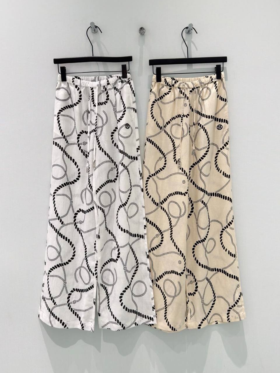 HERMES
Women’s Linen Pants
Master Quality 
SML
280 dhs✅

Zain276
♥️♥️♥️