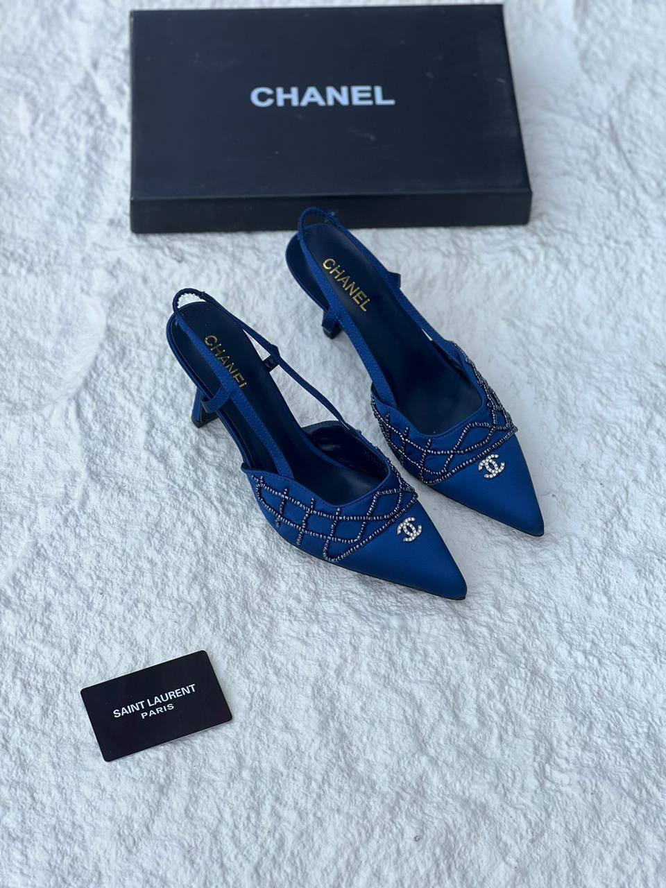 Chanel
 ( 𝟕𝐜𝐦 )
𝐇𝐢𝐠𝐡 𝐪𝐮𝐚𝐥𝐢𝐭𝐲💯 
𝐒𝐢𝐳𝐞 𝟑𝟔-𝟑𝟕-𝟑𝟖-𝟑𝟗-𝟒𝟎-𝟒𝟏 
115 dhs✅

Zain86
♥️♥️♥️