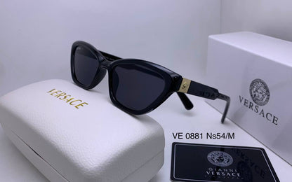 Versace
70 dhs🇦🇪🇦🇪

Zain126
♥️♥️♥️