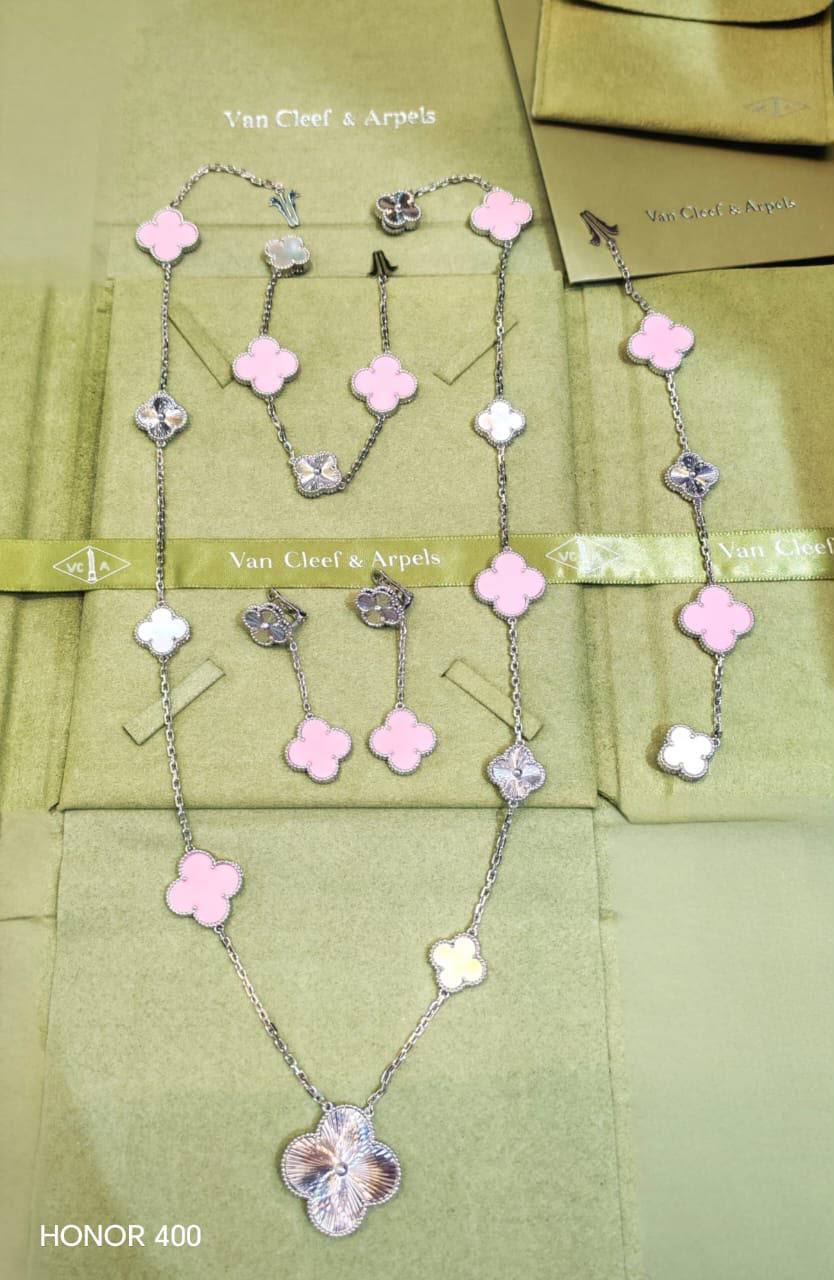Vca set

280 dhs

Zain122
♥️♥️♥️