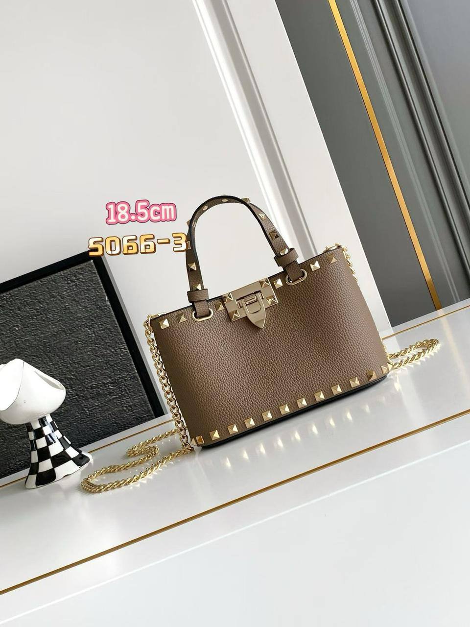 Valentino
master💓
260 dhs✅

Zain153
♥️♥️♥️