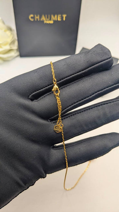 Chaumet
*Master Quality* 
*Necklace & Earrings*
130 dhs✅ with Normal Box 🎁

Zain210
♥️♥️♥️