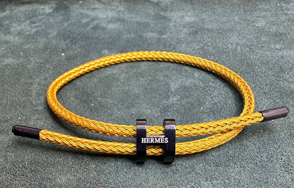 Hot moving 🔥🔥🔥 
Hermes UNISEX Bracelet. 
Water proof 💦💦💦
30 dhs❣️

Zain243
♥️♥️♥️