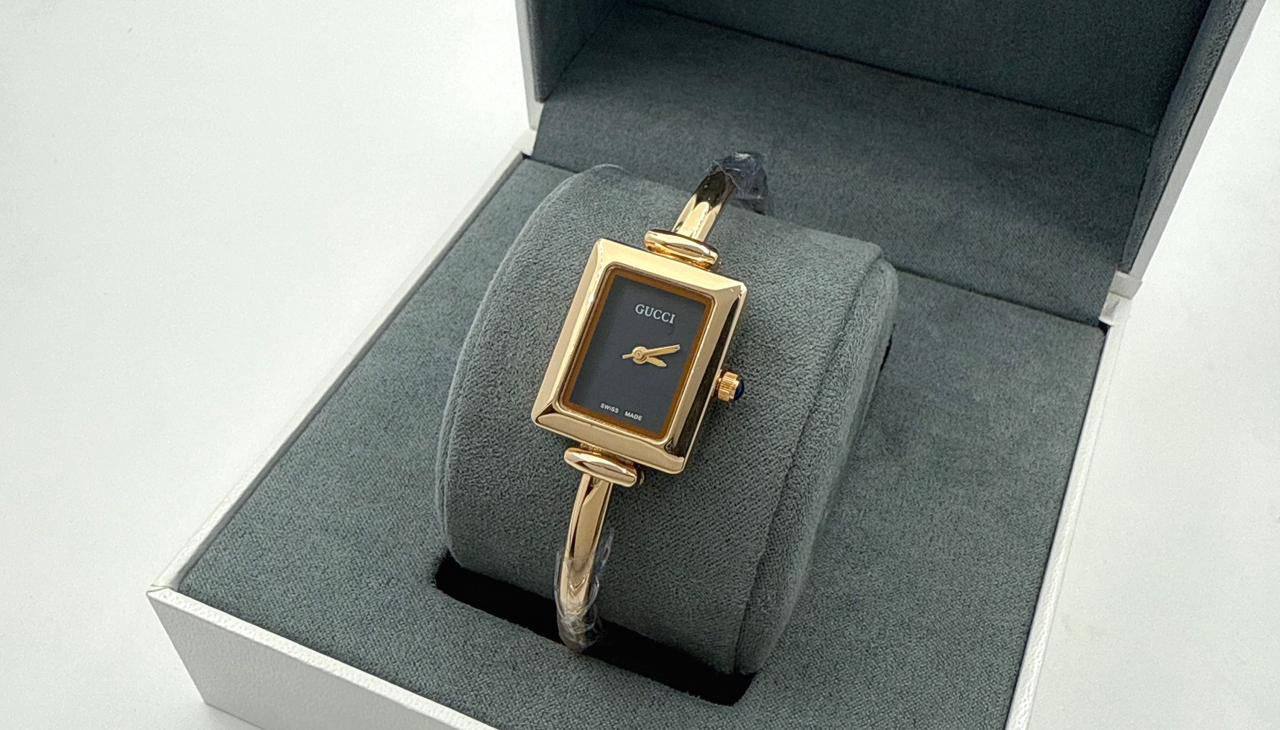 Gucci
60 dhs🪙💕

Zain45
♥️♥️♥️