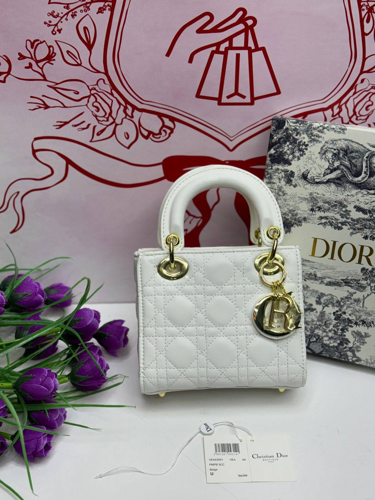 Dior

110 dhs❣️

with box
🎁🎁🎁

Zain177
♥️♥️♥️