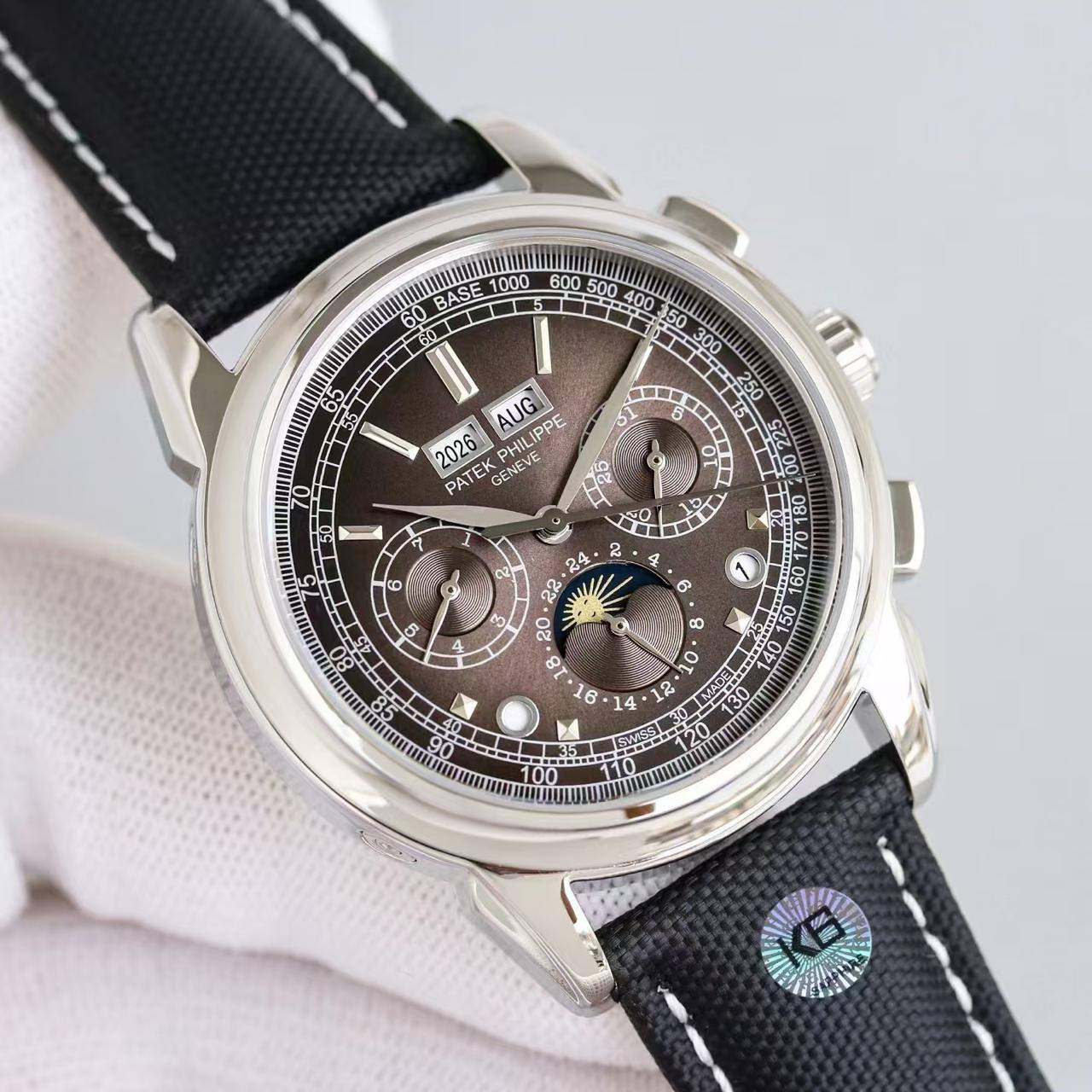 PATEK PHILIPPE MEN AUTOMATIC

380 dhs✅

Zain58
♥️♥️♥️