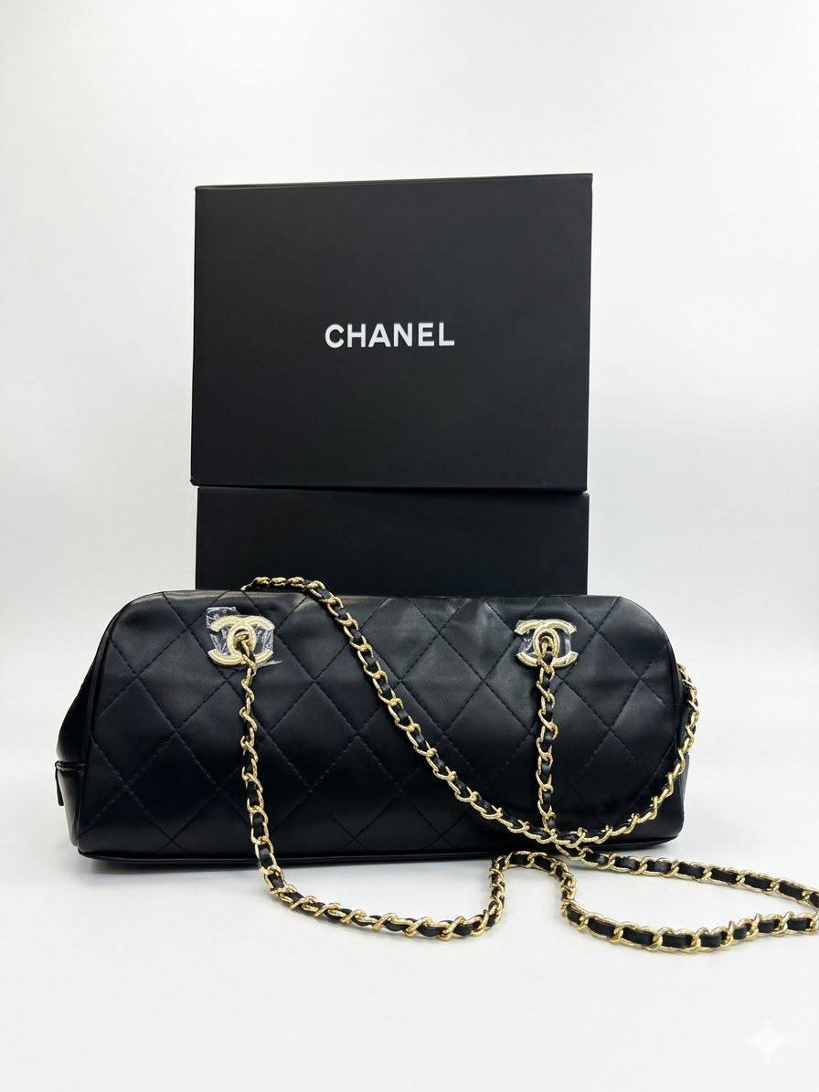 Chanel Bowling Bag,
ɢᴏʟᴅʜᴀʀᴅᴡᴀʀᴇ shoulder ʙᴀɢ
ᴡɪᴛʜout ʙᴏx
ʟᴇᴀᴛʜᴇʀ

sɪᴢᴇ:30ᴄᴍ
115 dhs🇦🇪🇦🇪

Zain56
♥️♥️♥️