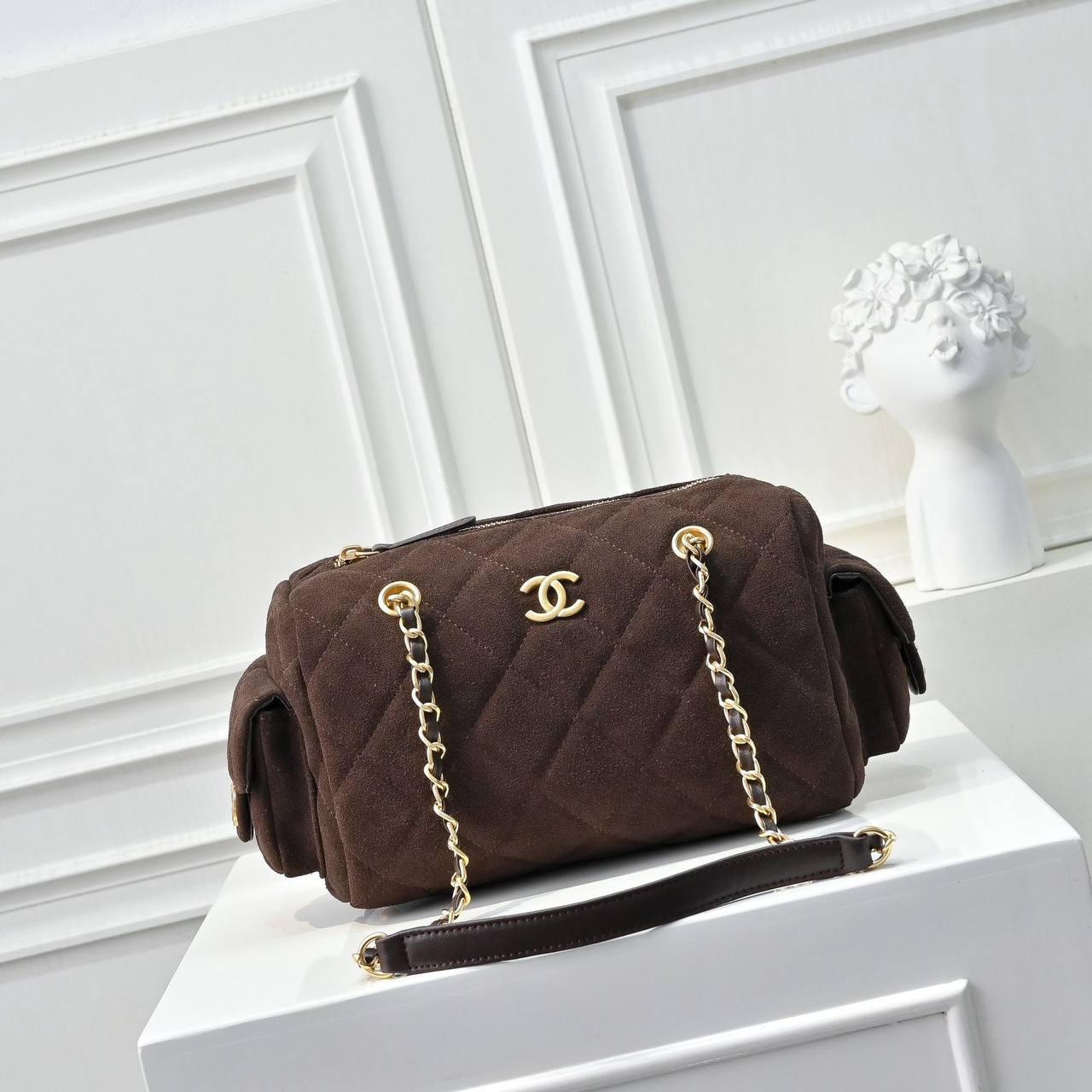 Chanel Master
340 dhs🪙🌨️
#24cm🥰🥰

Zain228
♥️♥️♥️