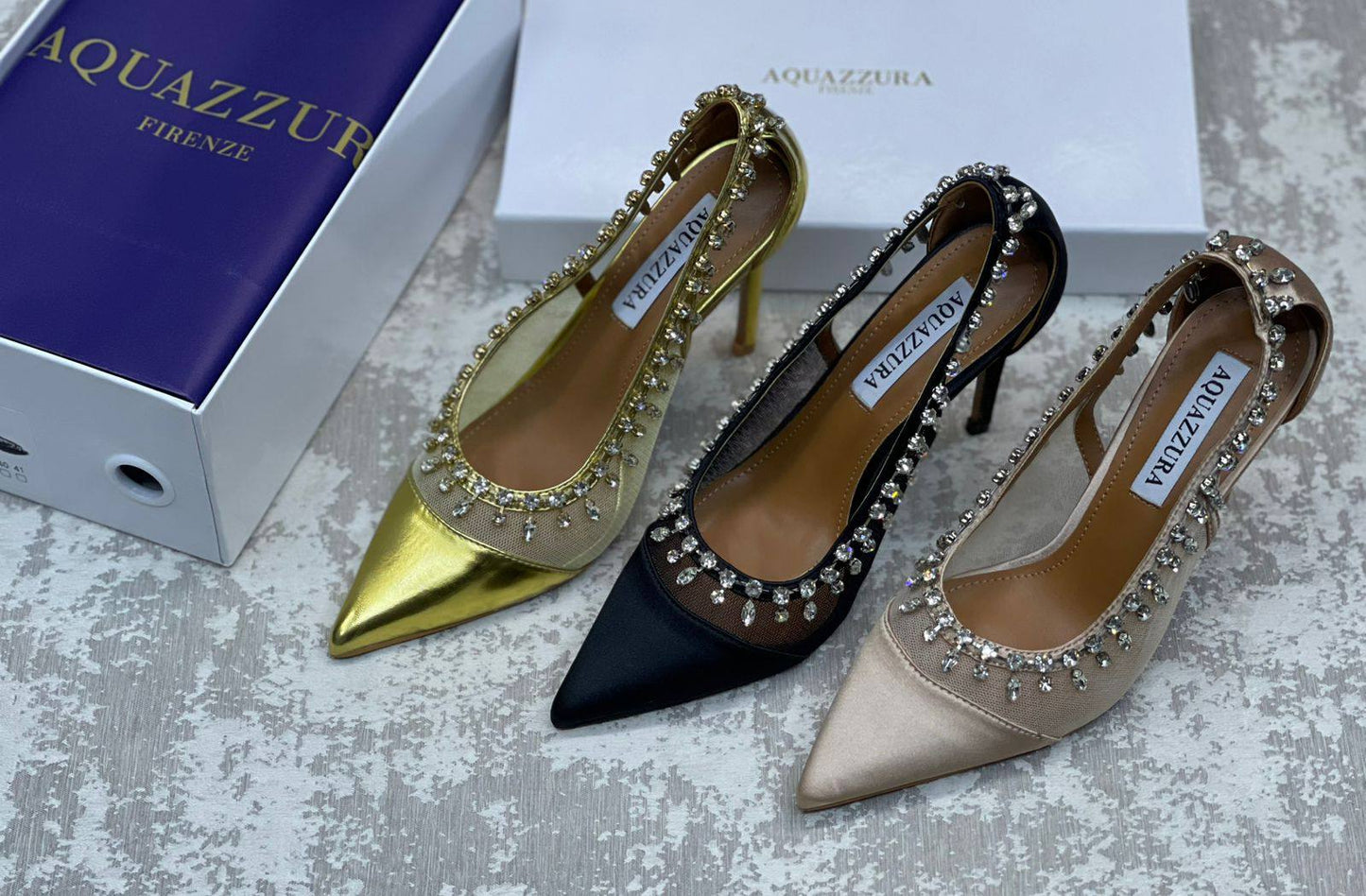 AQUAZZURA

Size 36 to 41. 

130 dhs🗽

Zain175