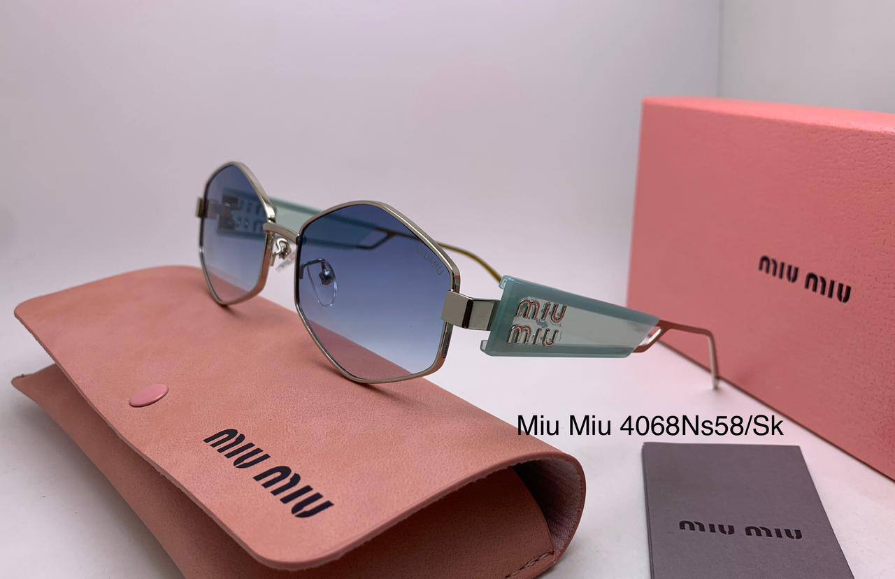 Miu Miu
70 dhs🌺

Zain126
♥️♥️♥️