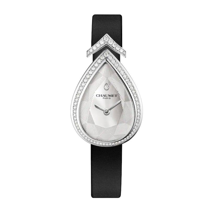 Chaumet master quality watch for ladies 
890 dhs💓 
with box and paper bag
🎁🎁🎁

Zain59
♥️♥️♥️