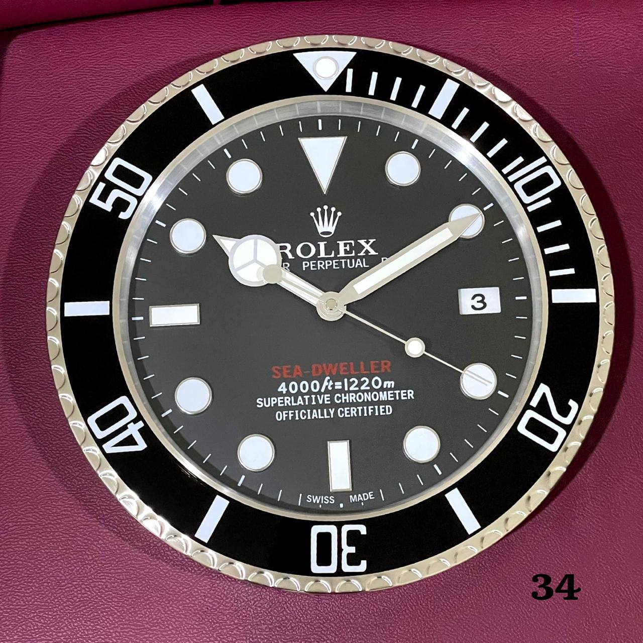 ROLEX WALL CLOCK GOOD QUALITY BATTERY 33CM

220 dhs🪙🌨️

Zain58
♥️♥️♥️