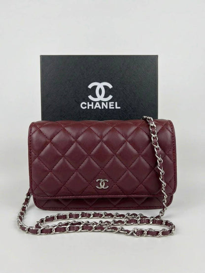 Chanel
High quality 
With box 
100 dhs✅

Zain50
♥️♥️♥️