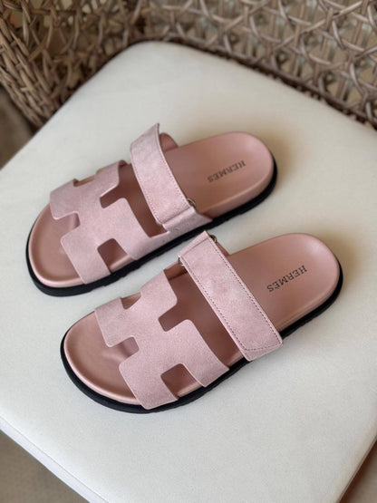 🩶 HERMES 🩶
✨ New Collection
👠 36–41
💎 Premium Quality
🔥 Super Master
450 dhs💛

Zain198
Zain309
♥️♥️♥️
