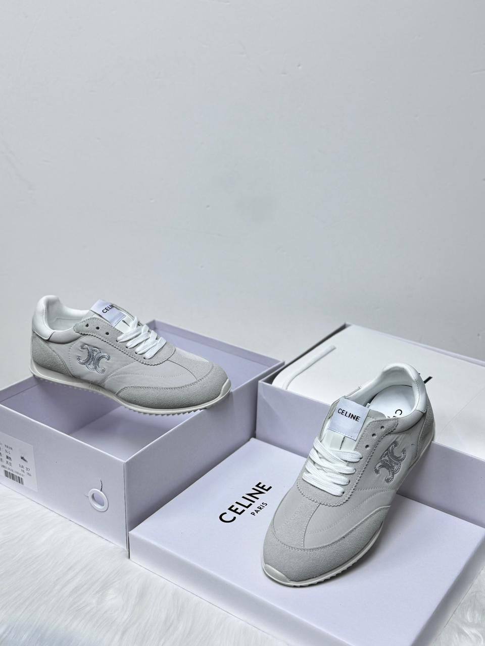 Celine 𝗡𝗘𝗪 𝗦𝗛𝗢𝗘𝗦
💯high quality
Size 36-37-38-39-40-41
135 dhs🪙🌨️

Zain86
♥️♥️♥️