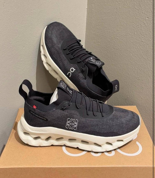 On Running Cloudtilt LOEWE Denim Grey，
Size 36-45 ，
240 dhs💓

Zain18
♥️♥️♥️