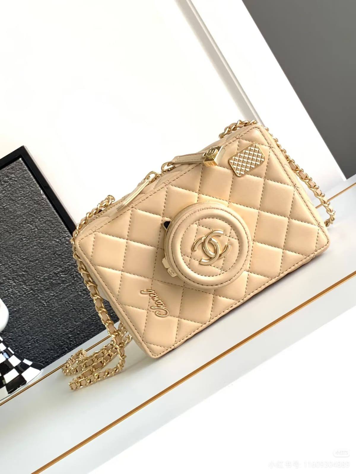 Mixed brands (bags)
Dior
Balenciaga
Lv
Valentino
Chanel
Gucci
Celine
Baguette
Miu Miu

120 dhs🇦🇪🇦🇪

Zain10
♥️♥️♥️