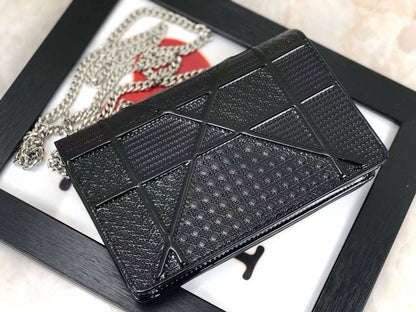 Dior Diorama Flap Bag Cannage Embossed✅*
*Size 20 cm*
For Price 👇 WTSP Text Zain 0568585901

Zain274
♥️♥️♥️