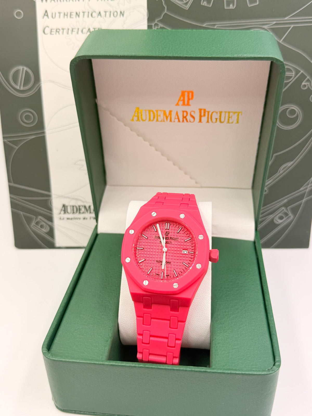 Ap  SWATCH  
60 dhs🇦🇪🇦🇪

with box 
battery

Zain85 
♥️♥️♥️
