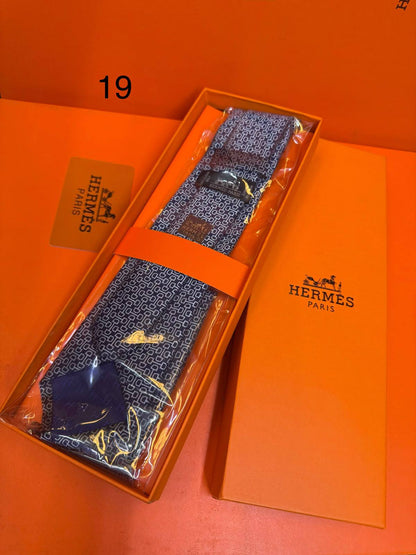Hermes
Gucci
LV
Dior

Withbox

75 dhs🇦🇪🇦🇪

Zain93
♥️♥️♥️